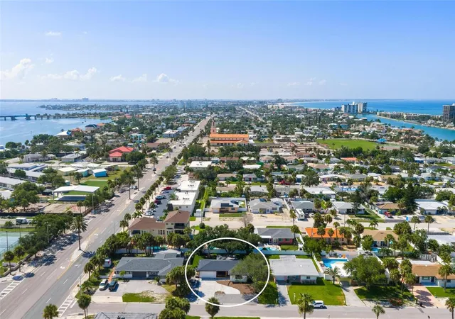 5th image of 406 88Th Ave, St Pete Beach, FL 33706 | MLS# A4703113