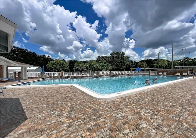 Photo 2 of Single family home for sale at 4983 Pleasant Holw Trl, Lakeland, FL 33811 | MLS# B4902337 | Listing updated on 2026-08-29
