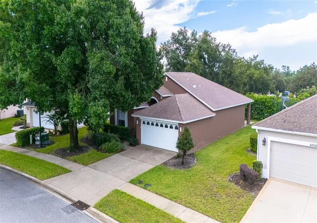 4th image of 8034 Arcadian Ct, Mount Dora, FL 32757 | MLS# O6433956