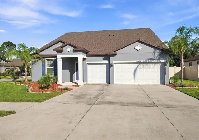 Photo 2 of Single family home for sale at 18359 Cortes Crk Blvd, Spring Hill, FL 34610 | MLS# W7888644 | Listing updated on 2026-09-27