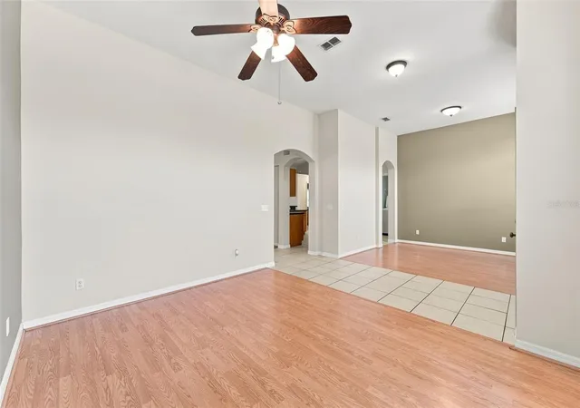 3rd image of 614 Red Mulberry Dr, Deltona, FL 32725 | MLS# V4950753