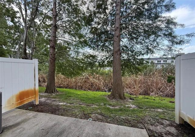 Photo 3 of Townhouse for sale at 4951 White Sanderling Ct, Tampa, FL 33619 | MLS# TB8539347 | Listing updated on 2026-10-13
