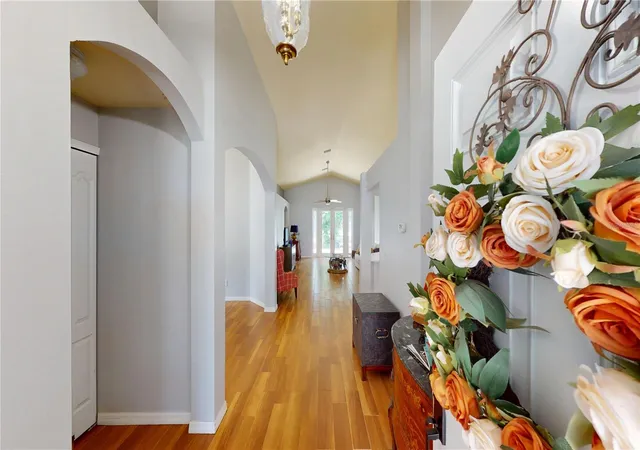 4th image of 13429 Fladgate Mark Dr, Riverview, FL 33579 | MLS# TB8539356