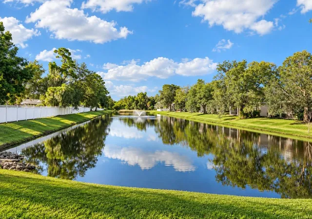 Photo 2 of Single family home for sale at 1468 Daryl Dr, SARASOTA, FL 34232 | MLS# A4703123 | Listing updated on 2026-10-16