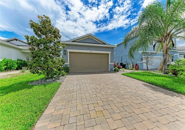 Photo 1 of Single family home for sale at 5834 Bungalow Grv Ct, Palmetto, FL 34221 | MLS# A4703130 | Listing updated on 2026-10-22