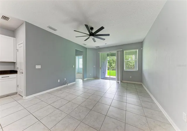 Photo 4 of Single family home for sale at 5834 Bungalow Grv Ct, Palmetto, FL 34221 | MLS# A4703130 | Listing updated on 2026-10-22