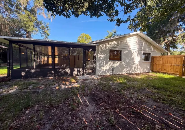 Photo 4 of Single family home for sale at 4621 NW 29th Avenue, Gainesville, FL 32606 | MLS# O6434007 | Listing updated on 2026-09-17
