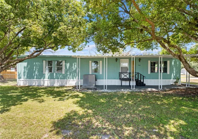 Photo 2 of Manufactured home for sale at 5601 Lake Lizzie Dr, St Cloud, FL 34771 | MLS# S5155733 | Listing updated on 2026-09-16