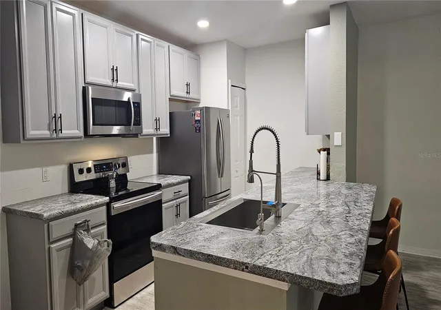 Photo 3 of Sale Pending at 5550 E Michigan St #3110, Orlando, FL 32822 | MLS# O6434016 | Listing updated on 2026-10-08