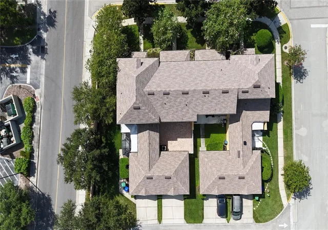 Photo 3 of Single family home for sale at 13851 Beauregard Pl, Orlando, FL 32837 | MLS# S5155736 | Listing updated on 2026-10-06