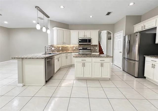 Photo 1 of Single family home for sale at 4743 Chalfont Dr, Orlando, FL 32837 | MLS# S5155740 | Listing updated on 2026-10-07