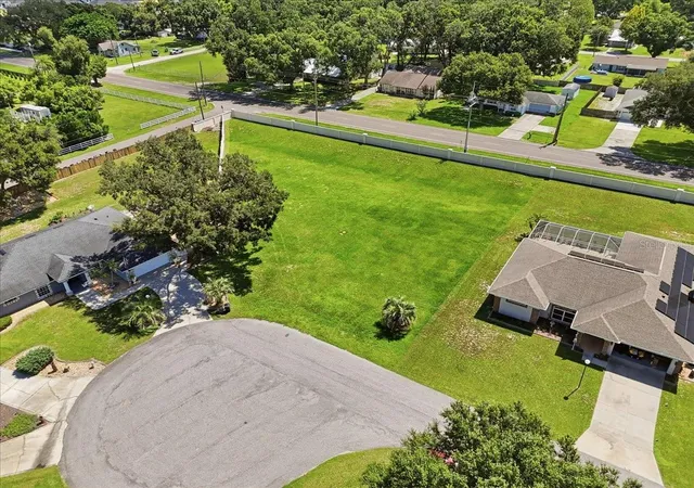 3rd image of 235 Sparkling Ct, Auburndale, FL 33823 | MLS# P4939610