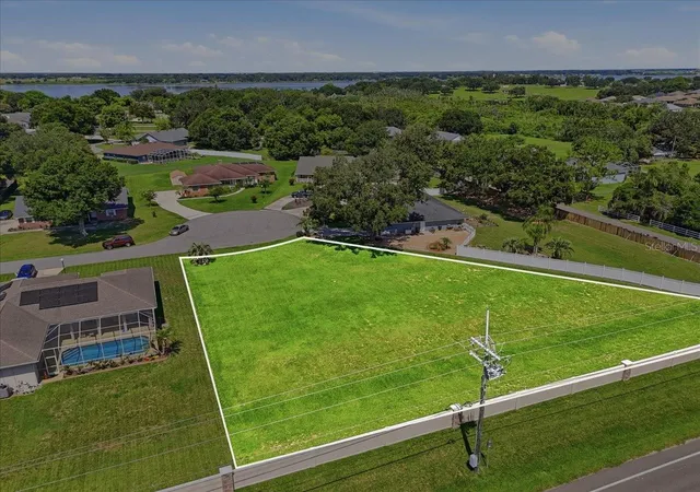 5th image of 235 Sparkling Ct, Auburndale, FL 33823 | MLS# P4939610