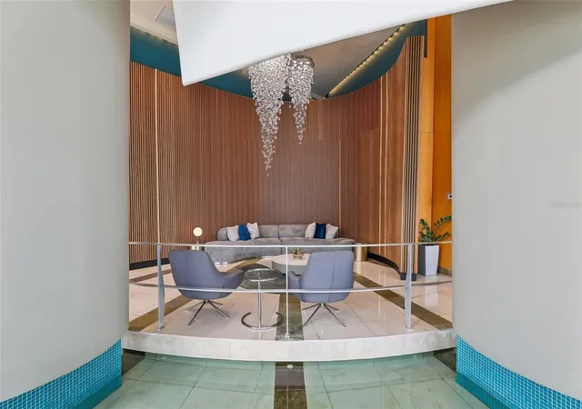Photo 3 of Condo for sale at 322 E Central Blvd #806, Orlando, FL 32801 | MLS# O6434038 | Listing updated on 2026-09-26