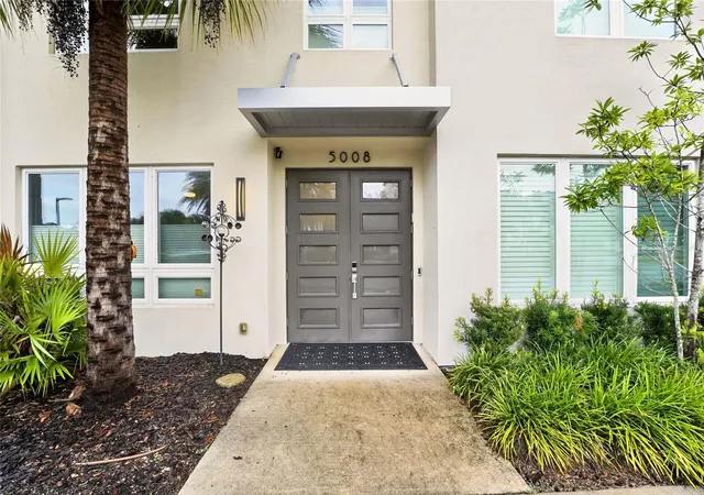 Photo 1 of Townhouse for sale at 5008 Sw 34th Place, Gainesville, FL 32608 | MLS# GC542793 | Listing updated on 2026-08-28