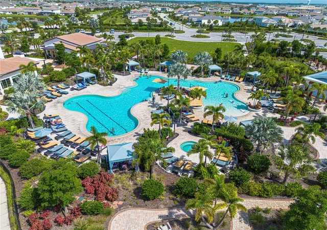 Photo 2 of Townhouse for sale at 17632 Crescent Moon Loop, Bradenton, FL 34211 | MLS# A4703138 | Listing updated on 2026-10-22