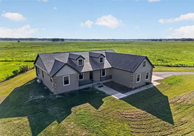 1st image of 4027 N C 470, Lake Panasoffkee, FL 33538 | MLS# GC542795