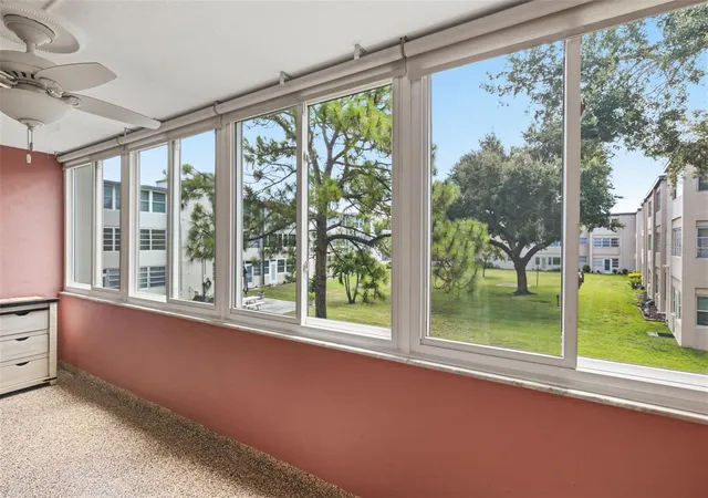 4th image of 9940 47Th Ave N #216, Saint Petersburg, FL 33708 | MLS# TB8539432