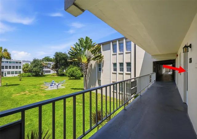 5th image of 9940 47Th Ave N #216, Saint Petersburg, FL 33708 | MLS# TB8539432