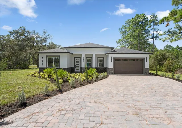 Photo 3 of Sale Pending at 40401 Royal Trails Rd, Eustis, FL 32736 | MLS# O6434052 | Listing updated on 2026-09-24