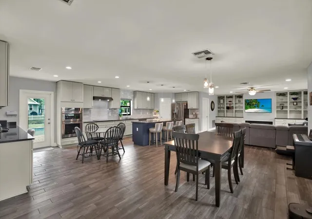 5th image of 21021 2Nd St, Land O Lakes, FL 34638 | MLS# TB8539449
