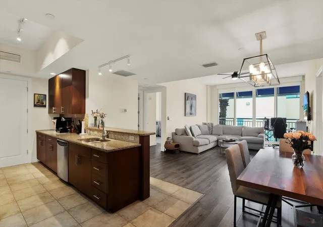3rd image of 331 Cleveland St #212, Clearwater, FL 33755 | MLS# TB8539465