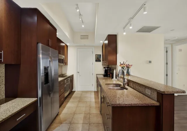 4th image of 331 Cleveland St #212, Clearwater, FL 33755 | MLS# TB8539465