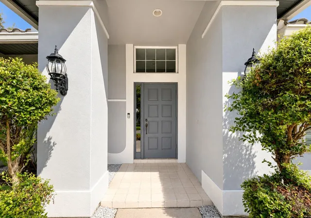 5th image of 6608 Thoroughbred Loop, Odessa, FL 33556 | MLS# TB8539490