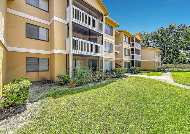 2nd image of 1550 S Belcher Rd, CLEARWATER, FL 33764