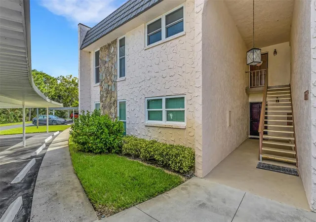 1st image of 209 Fernwood Cir #209, Seminole, FL 33777 | MLS# TB8539512