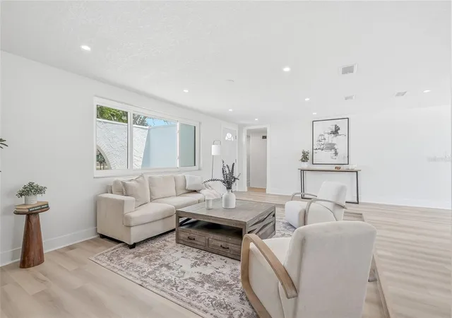 4th image of 3611 Delta Pl, Holiday, FL 34691 | MLS# TB8539516