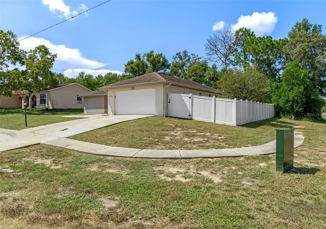 3rd image of 4645 Chamber Ct, Spring Hill, FL 34609 | MLS# W7888656