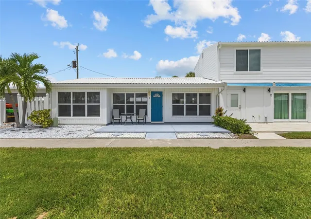 Photo 1 of Single family home for sale at 5858 Midnight Pass Rd #13, Sarasota, FL 34242 | MLS# A4703172 | Listing updated on 2026-08-29