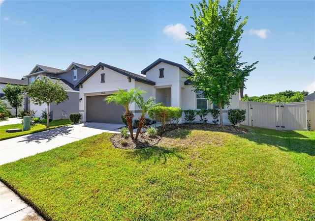 Photo 3 of Single family home for sale at 13520 Palmera Vista Dr, Riverview, FL 33579 | MLS# TB8539525 | Listing updated on 2026-10-09