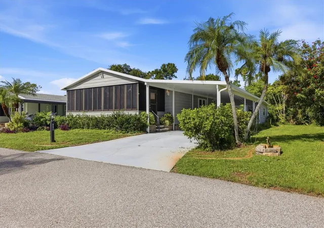 61st image of 806 Newbury Ct, Englewood, FL 34223 | MLS# D6148440