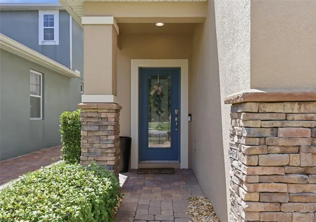 Photo 4 of Single family home for sale at 3318 Stratton Cir, Kissimmee, FL 34744 | MLS# S5155765 | Listing updated on 2026-08-24