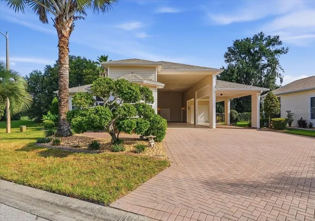Photo 3 of Single family home for sale at 194 Laynewade Rd, Polk City, FL 33868 | MLS# L4964345 | Listing updated on 2026-10-05