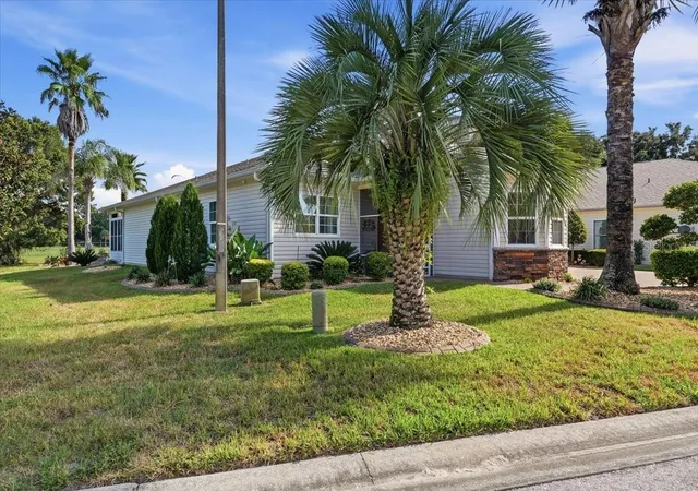 Photo 4 of Single family home for sale at 194 Laynewade Rd, Polk City, FL 33868 | MLS# L4964345 | Listing updated on 2026-10-05