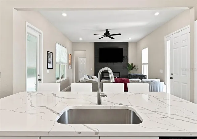 Photo 3 of Single family home for sale at 795 Crosstower Dr, Winter Haven, FL 33880 | MLS# L4964346 | Listing updated on 2026-08-24