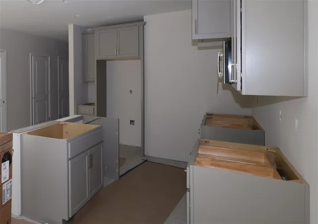 Photo 4 of Townhouse for sale at 2726 Brave Reeves Rd, Orlando, FL 32822 | MLS# O6434160 | Listing updated on 2026-10-06