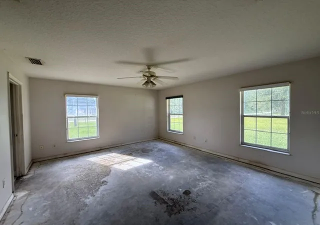 Photo 4 of Single family home for sale at 14705 SE 94th Avenue, Summerfield, FL 34491 | MLS# OM730547 | Listing updated on 2026-09-26