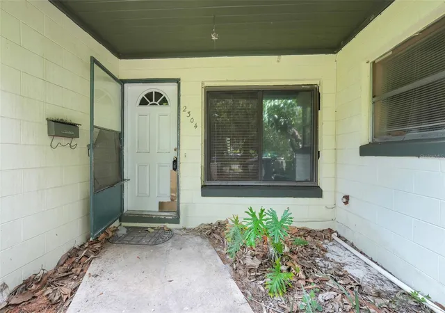Photo 3 of Sale Pending at 2304 Colton Dr, Orlando, FL 32822 | MLS# O6434175 | Listing updated on 2026-10-07