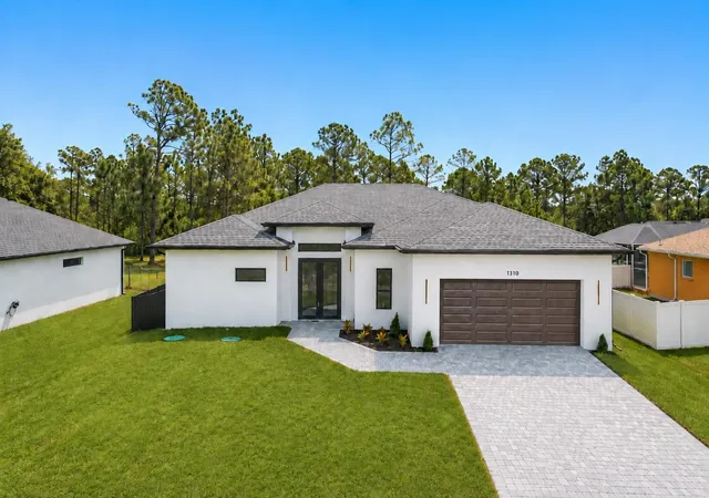 Photo 1 of Single family home for sale at 1310 S Wapello St, North Port, FL 34286 | MLS# A4703187 | Listing updated on 2026-10-05