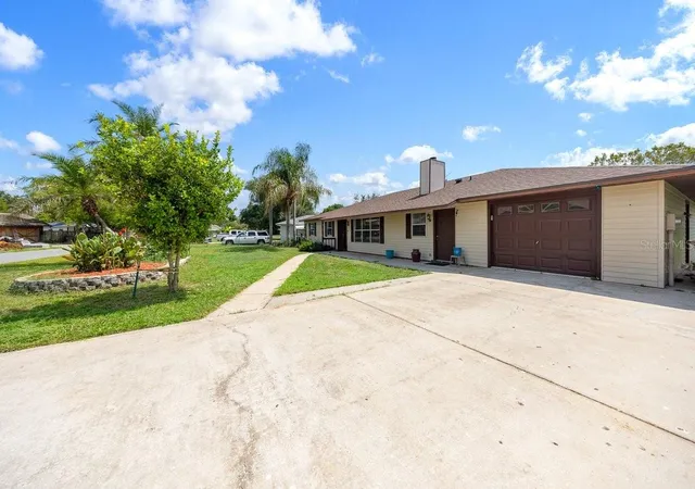 5th image of 11318 Circle Wy, Leesburg, FL 34788 | MLS# G5116559
