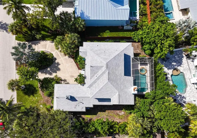 Photo 3 of Single family home for sale at 5334 Calle Florida, Sarasota, FL 34242 | MLS# A4703192 | Listing updated on 2026-10-21