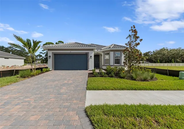 Photo 2 of Sale Pending at 6990 Minneola Ct, Nokomis, FL 34275 | MLS# TB8539592 | Listing updated on 2026-10-06