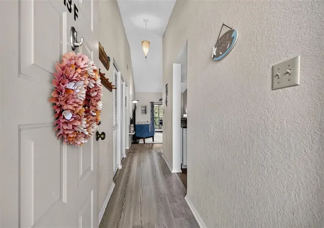 3rd image of 11511 113Th St #13F, Largo, FL 33778 | MLS# TB8539609