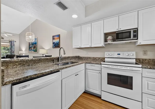4th image of 11511 113Th St #13F, Largo, FL 33778 | MLS# TB8539609