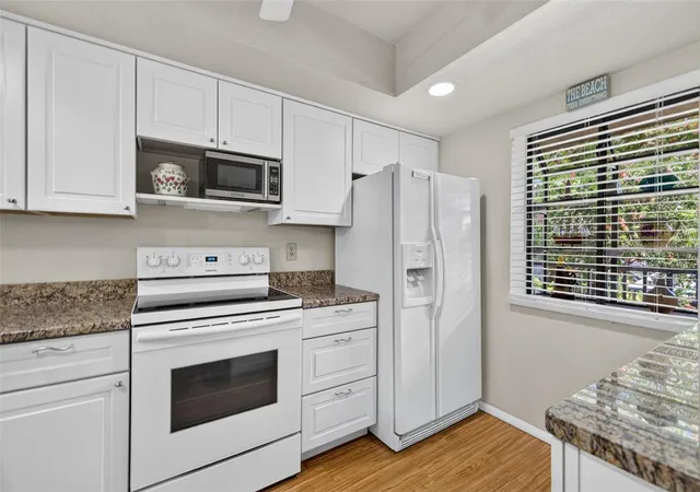 5th image of 11511 113Th St #13F, Largo, FL 33778 | MLS# TB8539609