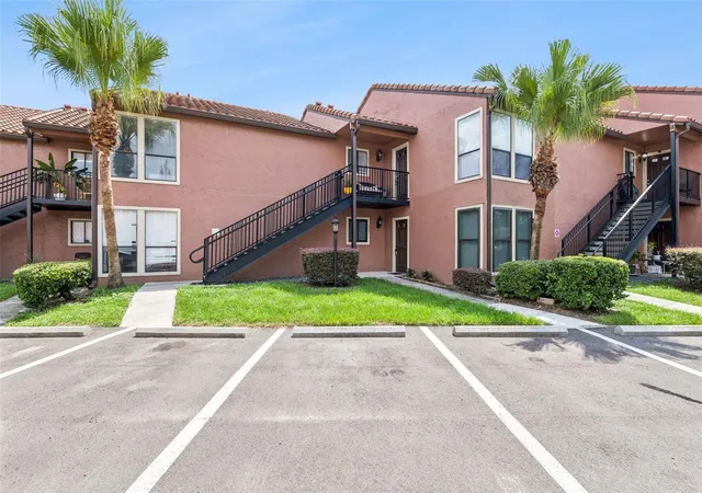2nd image of 623 Grenadine Ct #623, Winter Park, FL 32792 | MLS# O6434195